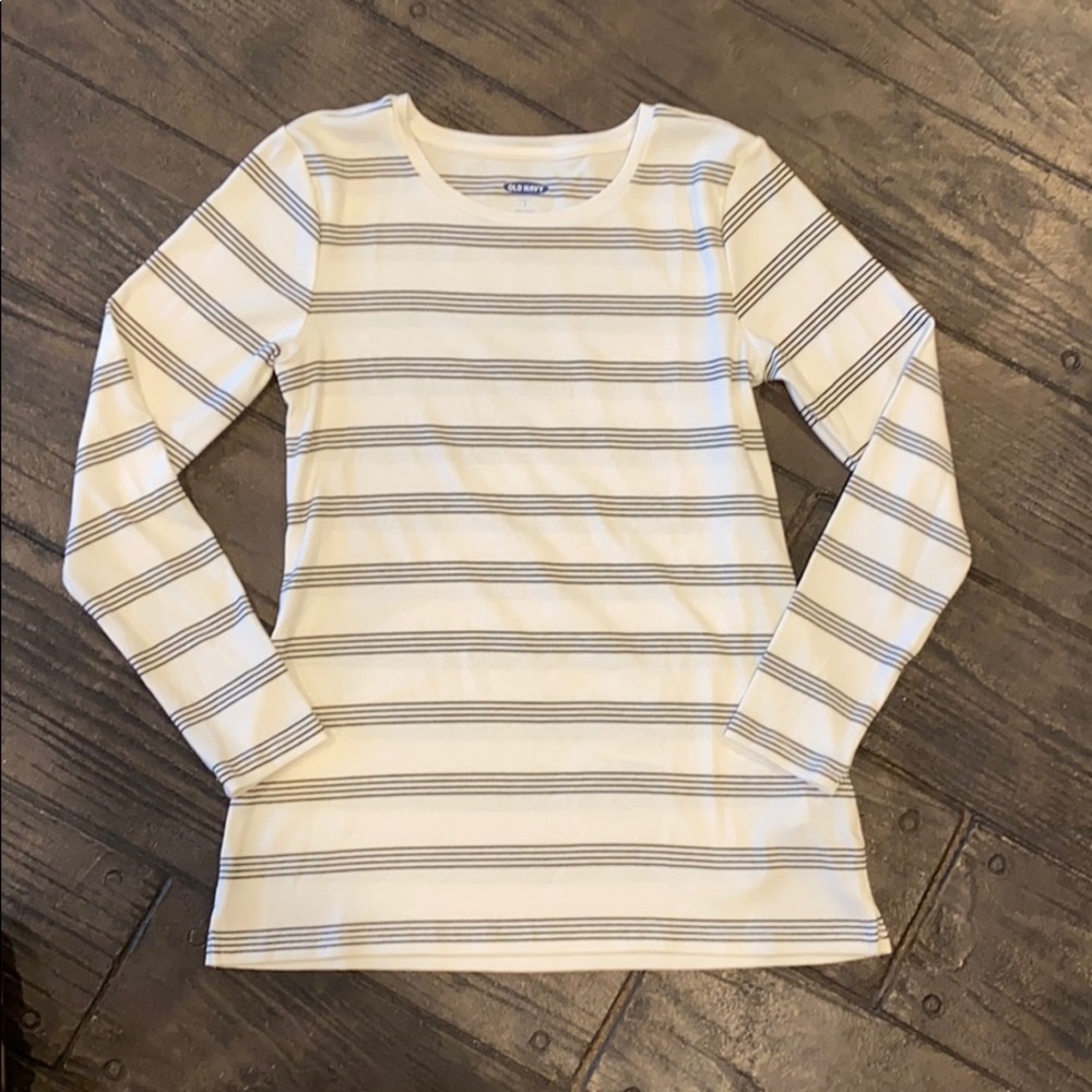 Old Navy top